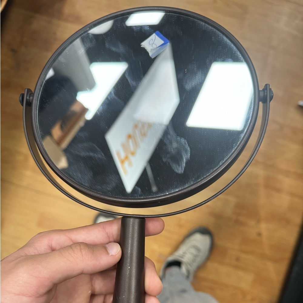 MAKEUP MIRROR
